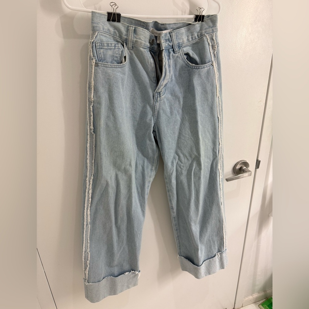 Urban Revivo Light Wash Cropped Jeans with Raw Side Seams